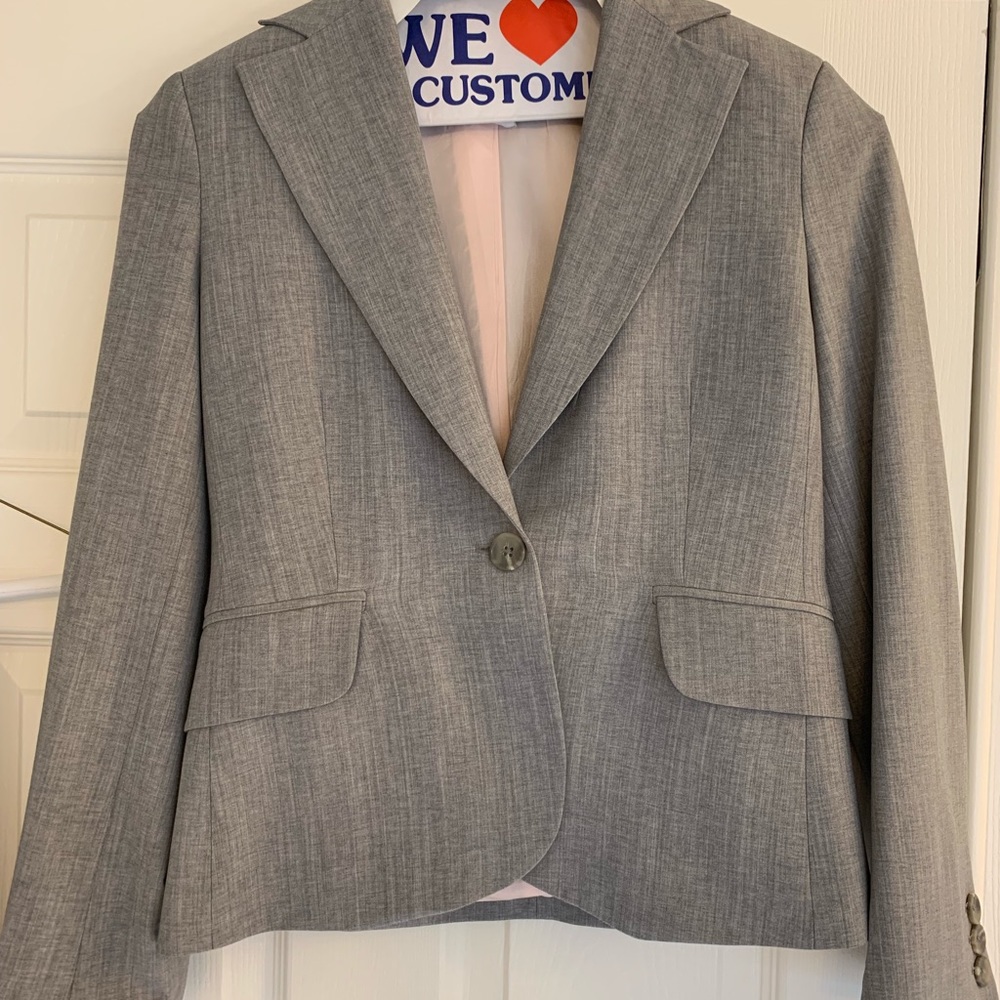 Banana Republic grey pant suit